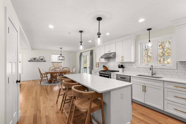 4 Overlook Drive, Epping, NH 03042