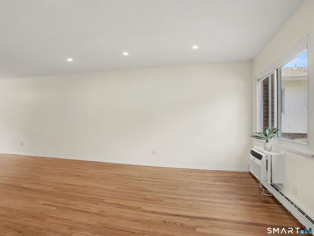 550 Prospect Street 8, New Haven, CT 06511