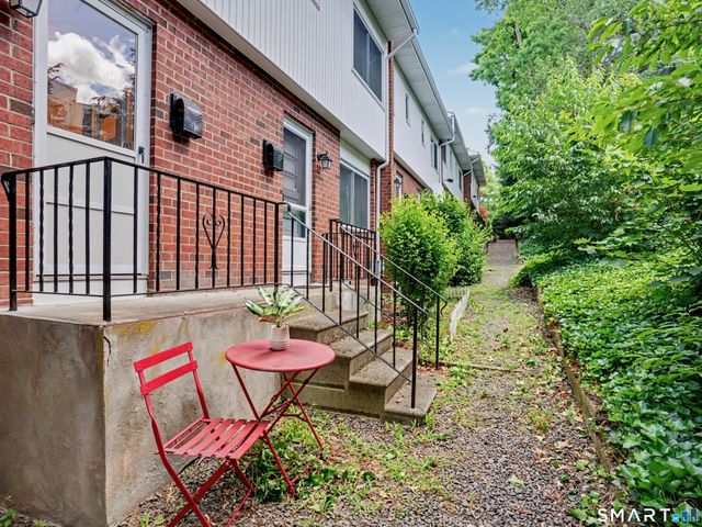 550 Prospect Street 8, New Haven, CT 06511