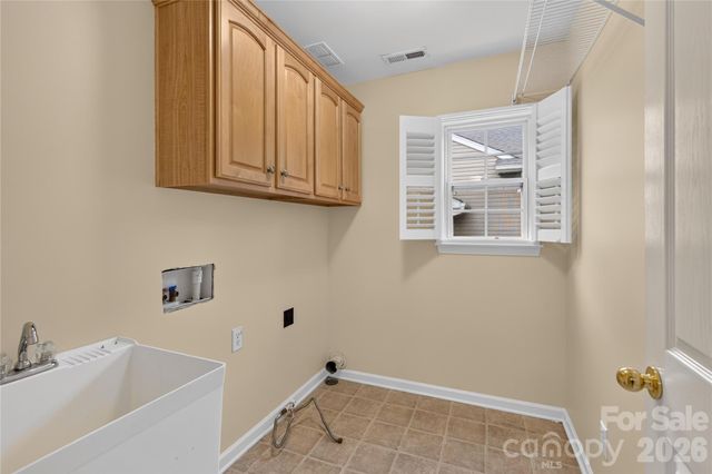 17222 Westmill Lane, Charlotte, NC 28277