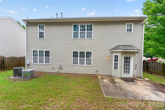 17222 Westmill Lane, Charlotte, NC 28277