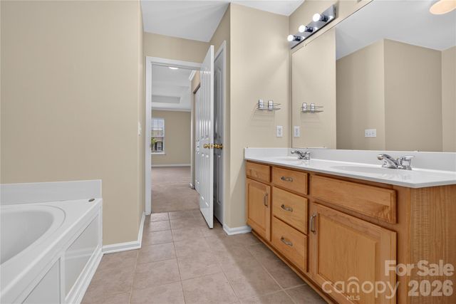 17222 Westmill Lane, Charlotte, NC 28277