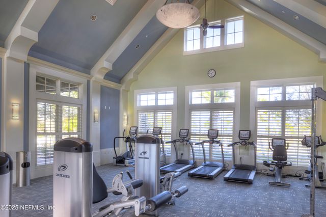 572 JUNIPER HILLS Drive, St. Johns, FL 32259