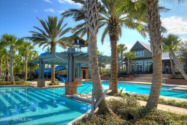 572 JUNIPER HILLS Drive, St. Johns, FL 32259