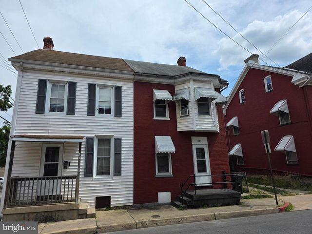 28 S LOCUST ST, Hagerstown, MD 21740