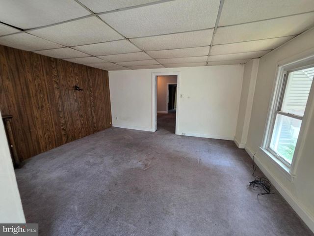 28 S LOCUST ST, Hagerstown, MD 21740