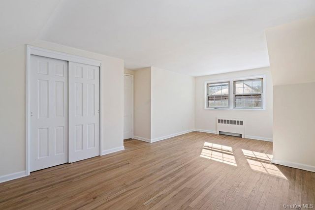 91 Drake Street, Malverne, NY 11565