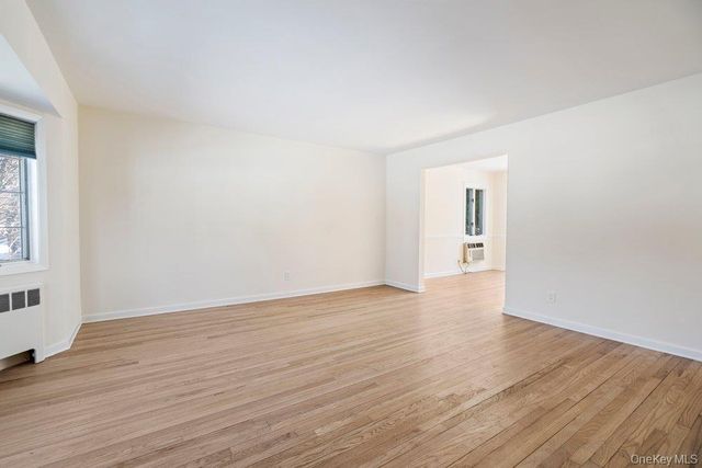 91 Drake Street, Malverne, NY 11565