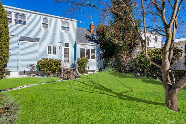 91 Drake Street, Malverne, NY 11565