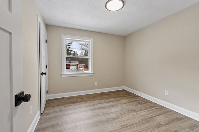 4 Richard Rd, Hudson, MA 01749