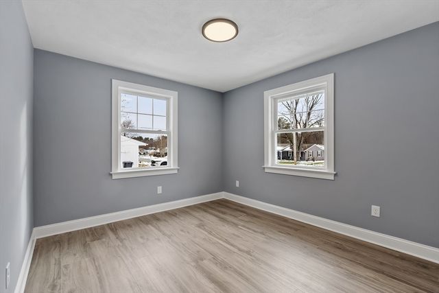 4 Richard Rd, Hudson, MA 01749