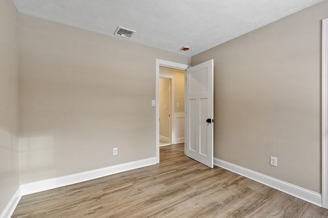 4 Richard Rd, Hudson, MA 01749