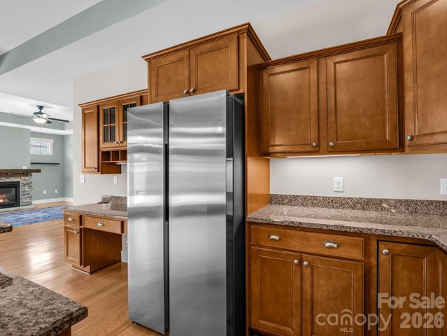 595 Summerfield Place, Flat Rock, NC 28731