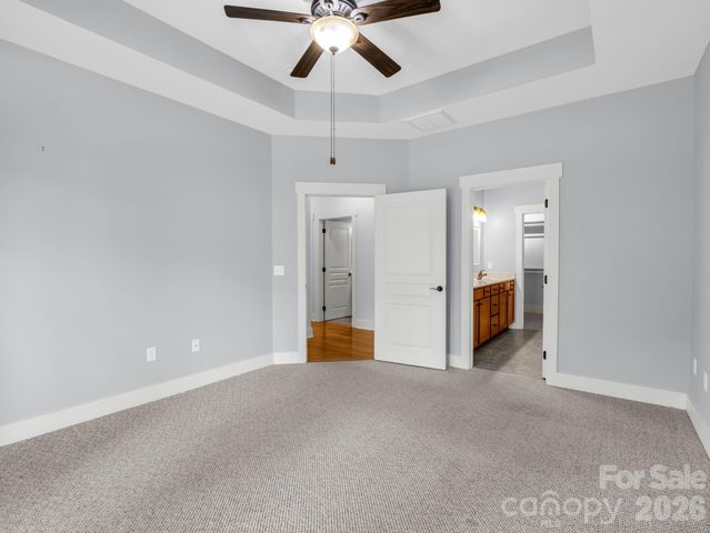 595 Summerfield Place, Flat Rock, NC 28731