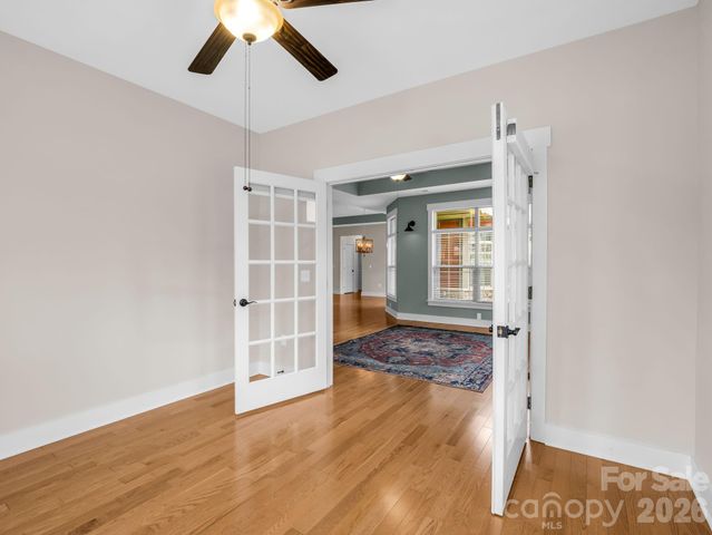 595 Summerfield Place, Flat Rock, NC 28731