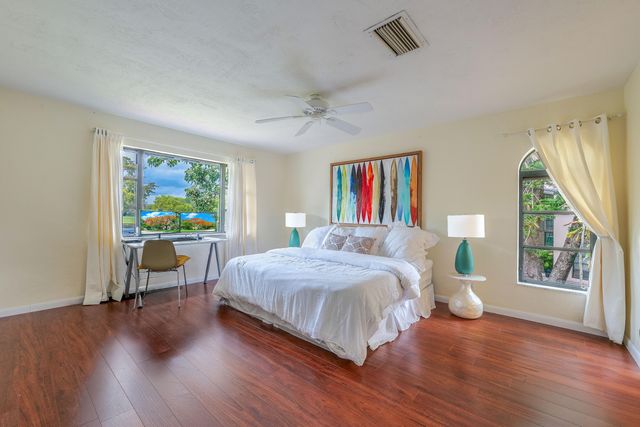 5523 Constant Spring Terrace 222, Lauderhill, FL 33319