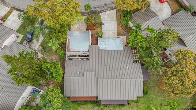 5523 Constant Spring Terrace 222, Lauderhill, FL 33319