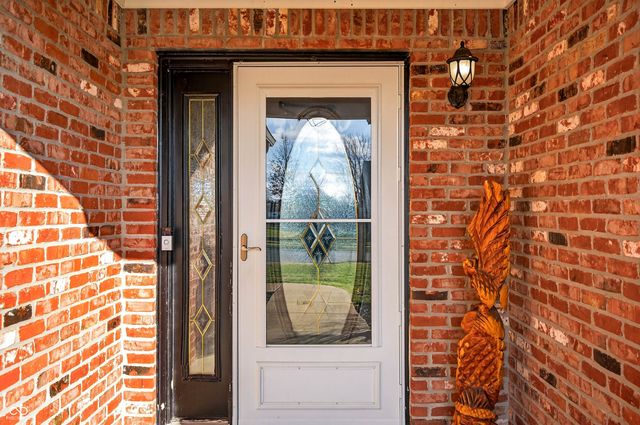 213 Dunn Drive, Trafalgar, IN 46181