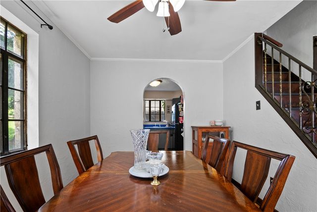 2214 Laketon Rd, Wilkinsburg, PA 15221