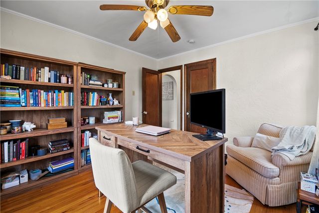 2214 Laketon Rd, Wilkinsburg, PA 15221