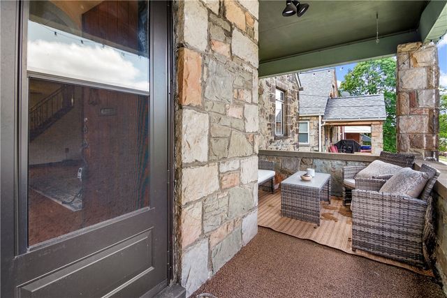 2214 Laketon Rd, Wilkinsburg, PA 15221