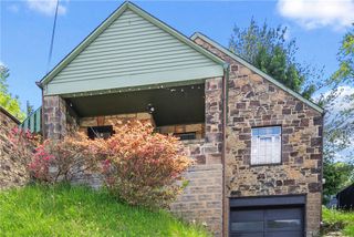 2214 Laketon Rd, Wilkinsburg, PA 15221