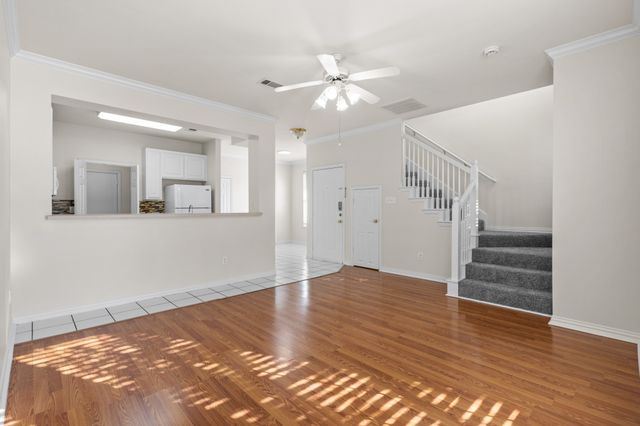 121 Wildwood Court, Grapevine, TX 76051