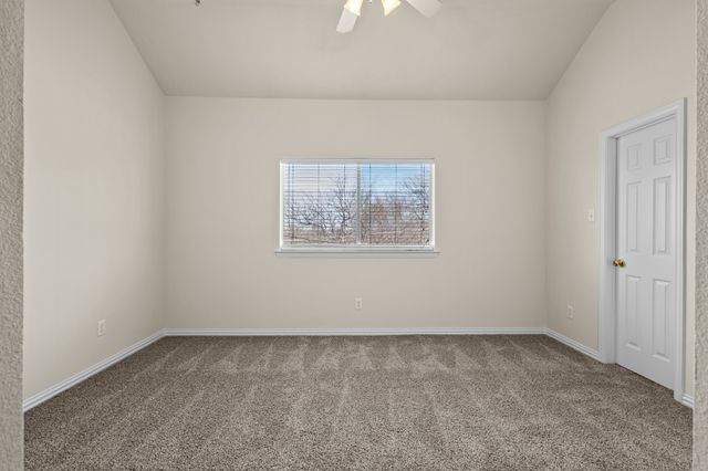 121 Wildwood Court, Grapevine, TX 76051