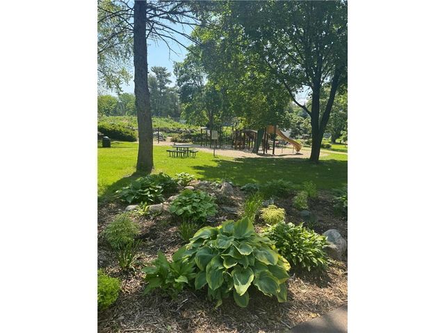 11574 Carriage Court, Eden Prairie, MN 55344
