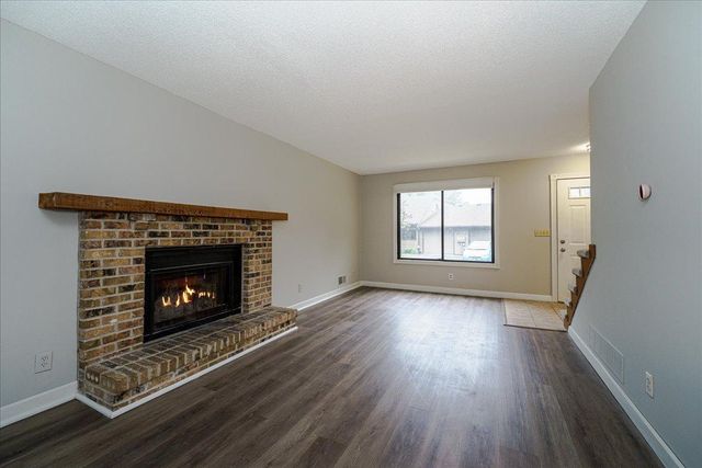 11574 Carriage Court, Eden Prairie, MN 55344