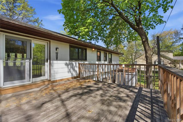 400 S Little Tor Road, New City, NY 10956