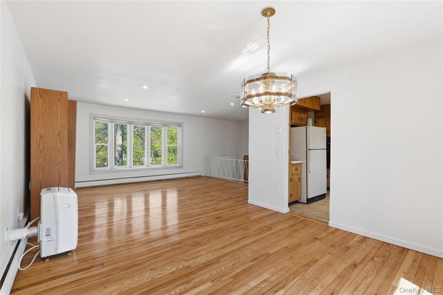 400 S Little Tor Road, New City, NY 10956