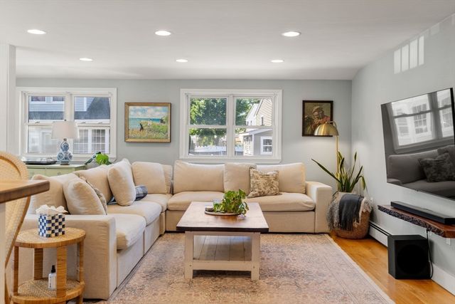 58 Bay View Ave, Quincy, MA 02169