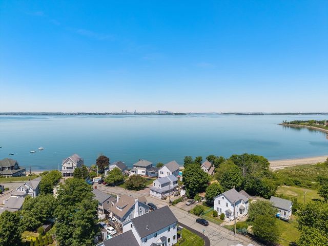 58 Bay View Ave, Quincy, MA 02169