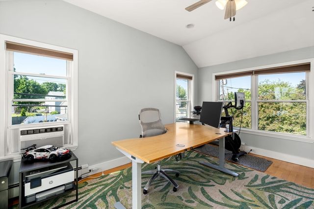 58 Bay View Ave, Quincy, MA 02169