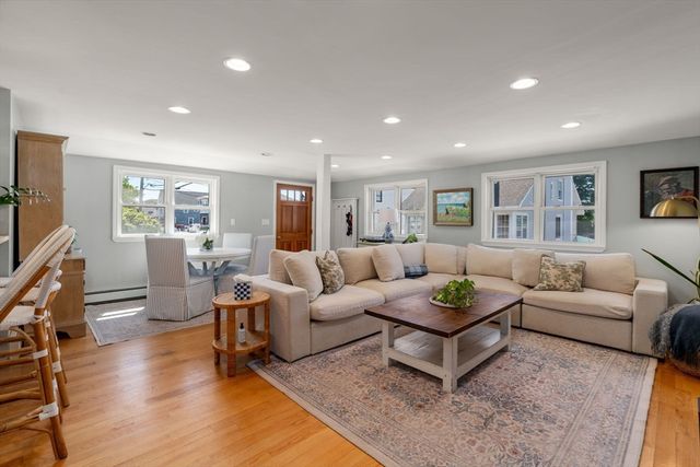 58 Bay View Ave, Quincy, MA 02169
