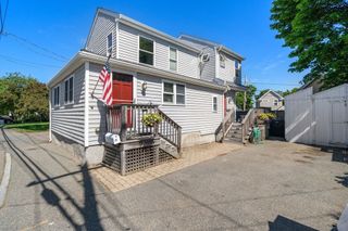 58 Bay View Ave, Quincy, MA 02169
