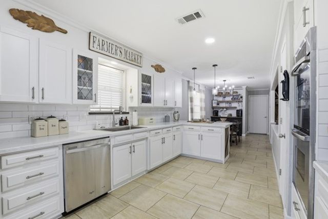 2217 Westlake Drive, Plano, TX 75075