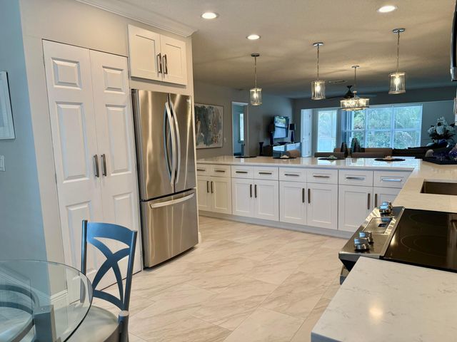 1260 NW 20th Avenue 201, Delray Beach, FL 33445