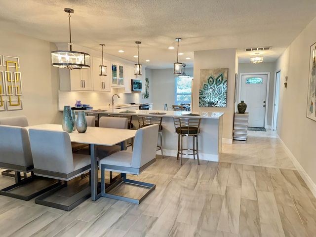 1260 NW 20th Avenue 201, Delray Beach, FL 33445