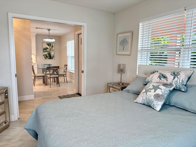 1260 NW 20th Avenue 201, Delray Beach, FL 33445