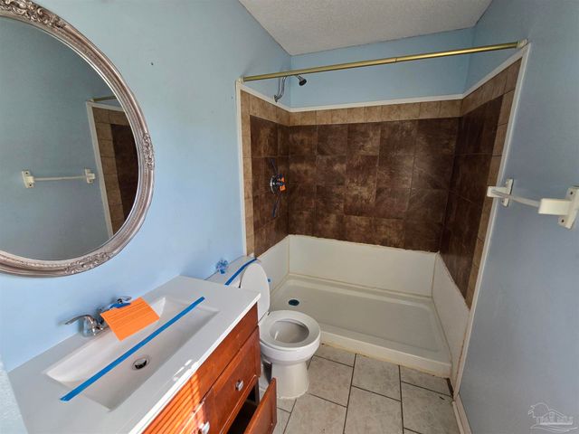 8911 Fullham Ct, Pensacola, FL 32534