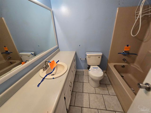 8911 Fullham Ct, Pensacola, FL 32534