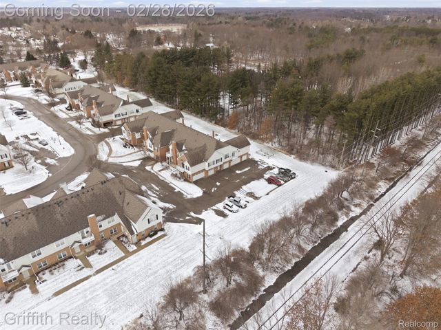 636 Olde English Circle, Howell Township, MI 48855