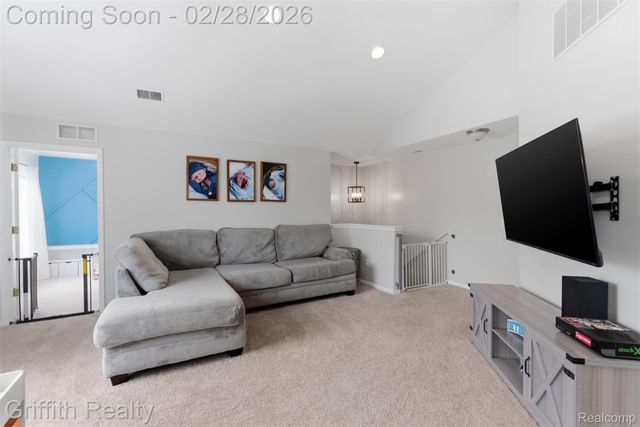 636 Olde English Circle, Howell Township, MI 48855