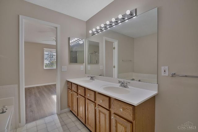 4427 Towneside Court, Mason, OH 45040