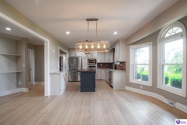 119 Fairway Drive, Hodgenville, KY 42748