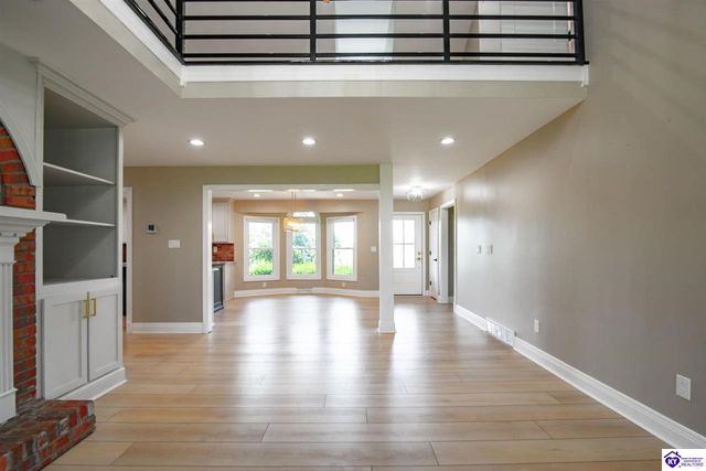 119 Fairway Drive, Hodgenville, KY 42748