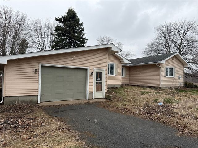 3912 Long Bridge Road, Albion, NY 14411