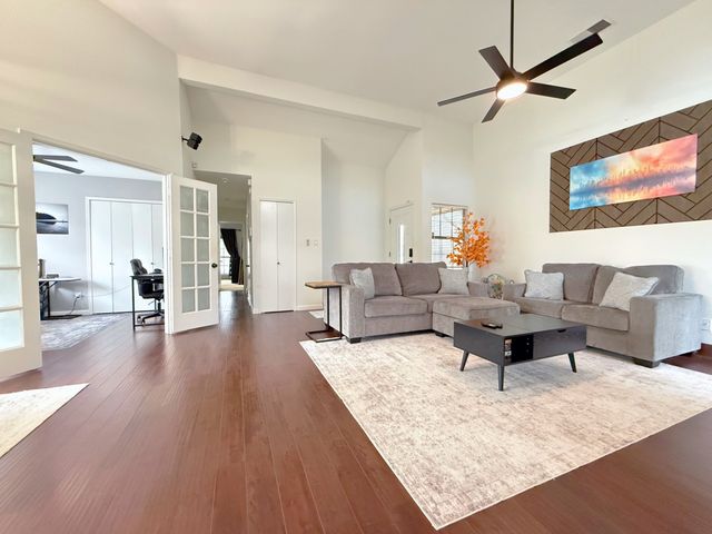 6828 Younger Drive, The Colony, TX 75056